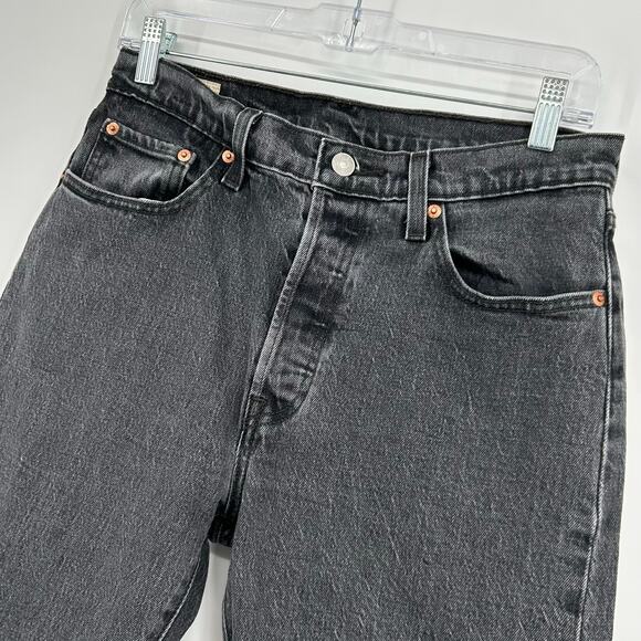 Women's 501 Levi's Premium High Rise Black Denim Button Fly Mom Jeans Size 28 - Picture 2 of 8